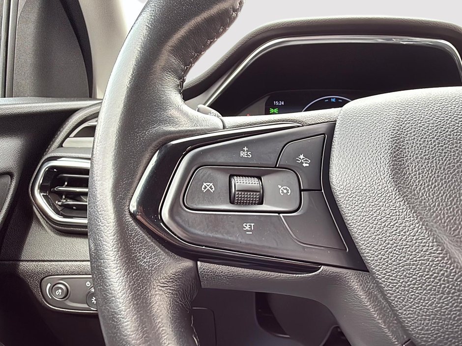 2023 Chevrolet Bolt EUV LT-14