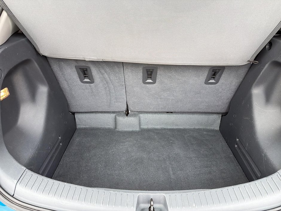 Chevrolet Bolt EV LT 2017-5