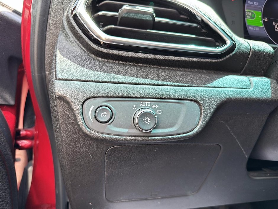 2022 Chevrolet Bolt EV 1LT-12