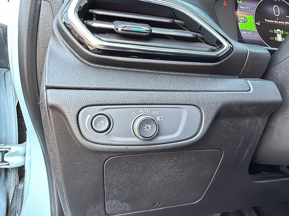 2023 Chevrolet Bolt EV 1LT-12