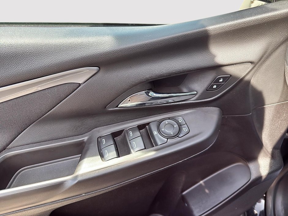 Chevrolet Bolt EV 1LT 2023-11