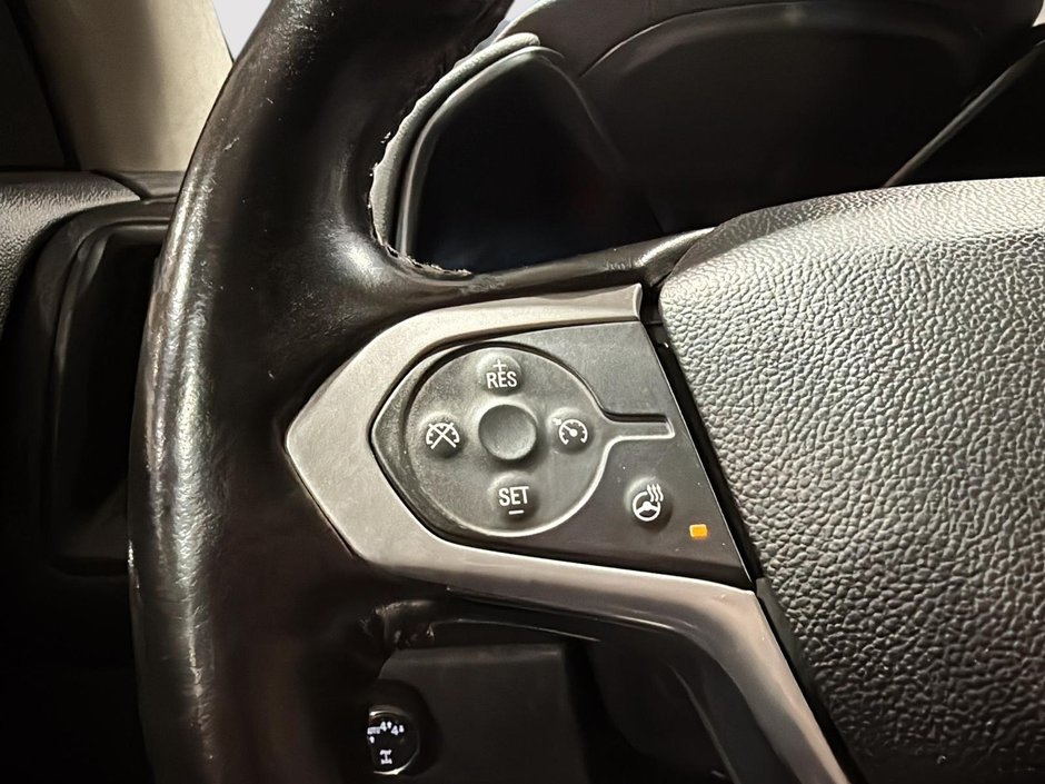 Chevrolet Colorado 4WD LT 2021-13