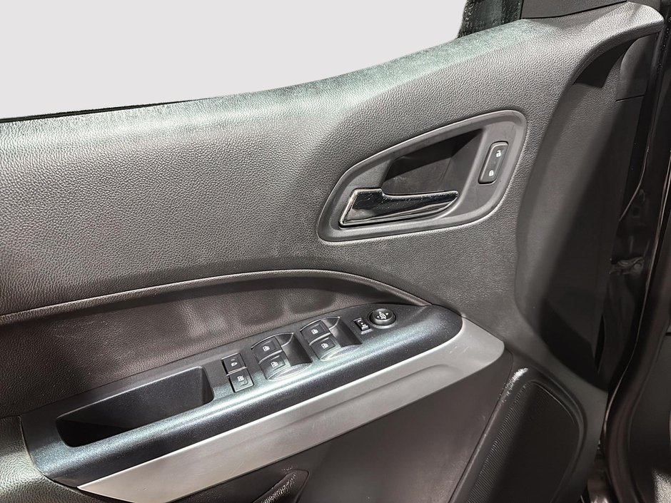 Chevrolet Colorado 4WD LT 2021-10