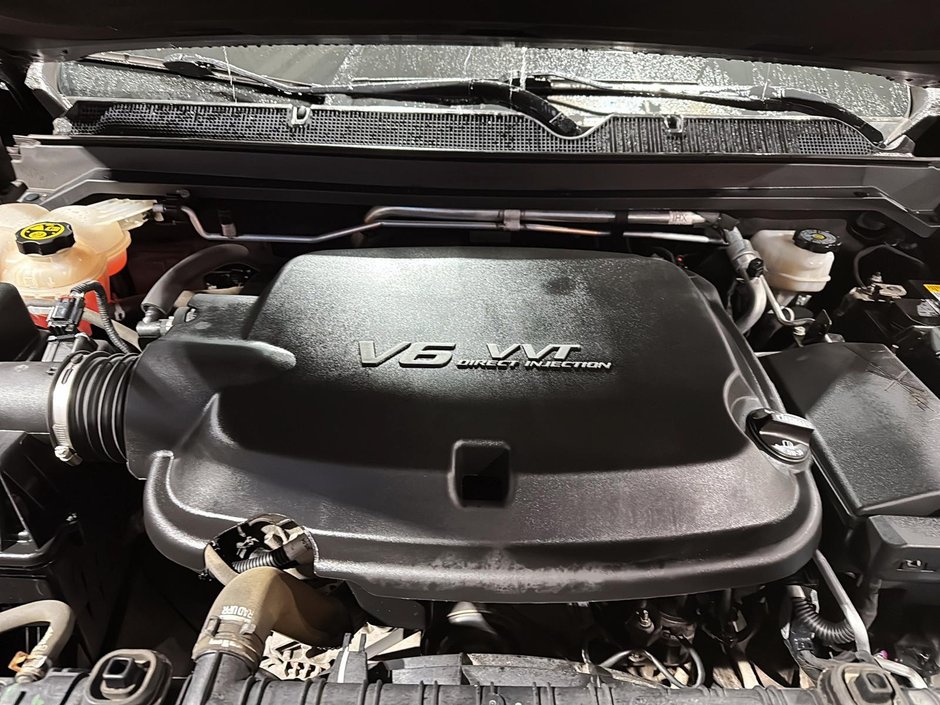 Chevrolet Colorado 4WD LT 2021-6