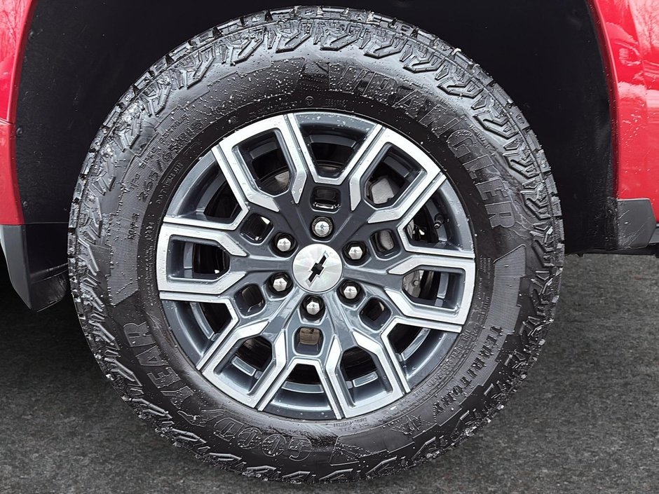 2025 Chevrolet Colorado 4WD Z71-5