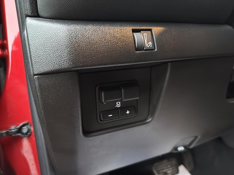 2025 Chevrolet Colorado 4WD Z71-11