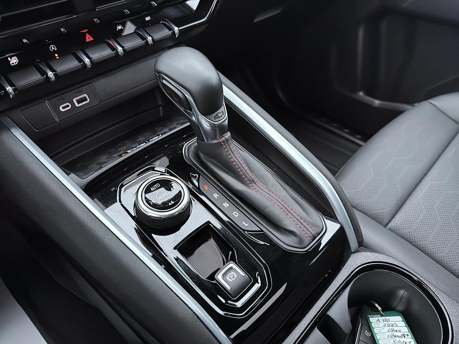 2025 Chevrolet Colorado 4WD Z71-17