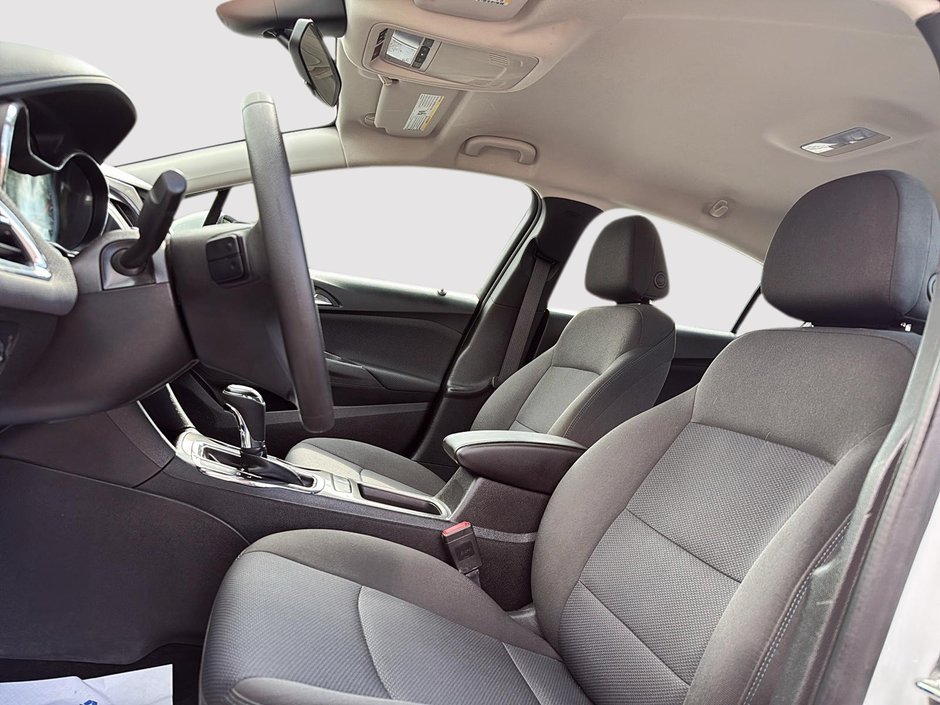 2018 Chevrolet Cruze LS-8