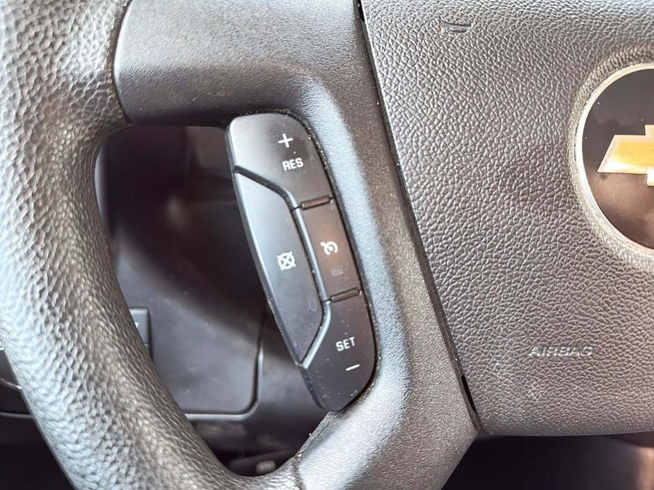 2023 Chevrolet Express Commercial Cutaway CUBE 14P-12