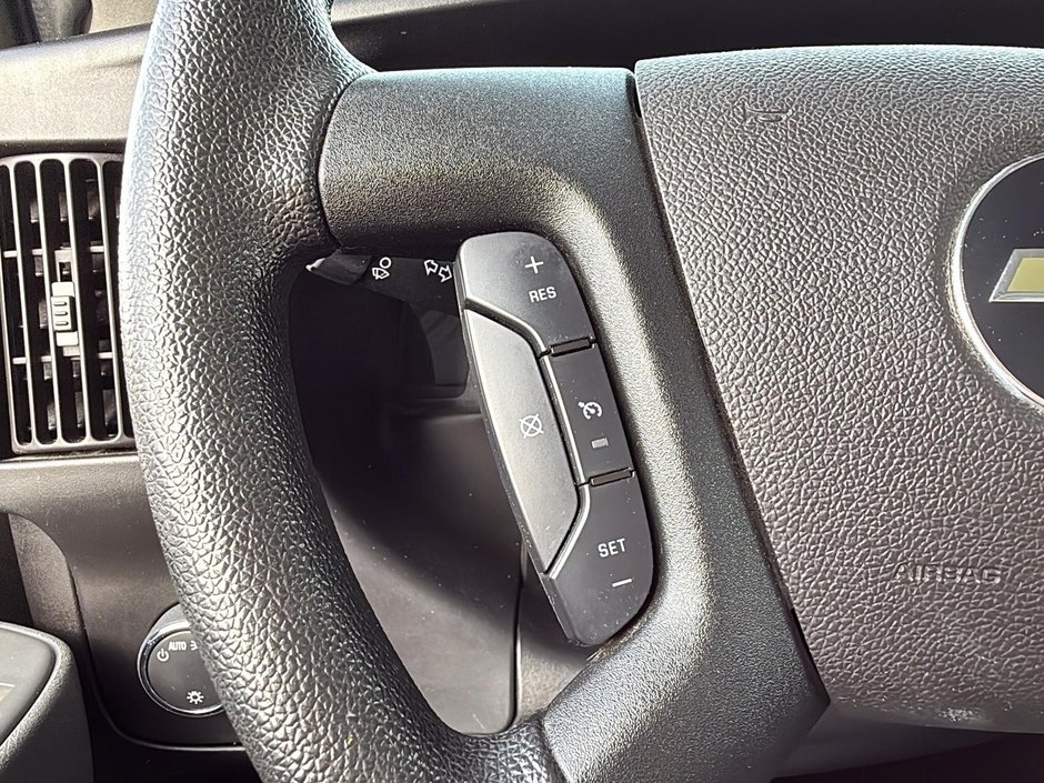 2023 Chevrolet Express Commercial Cutaway-13