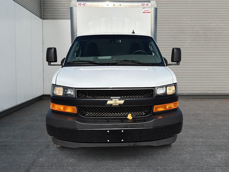 2023 Chevrolet EXPRESS CUTAWAY 3500 BASE-1