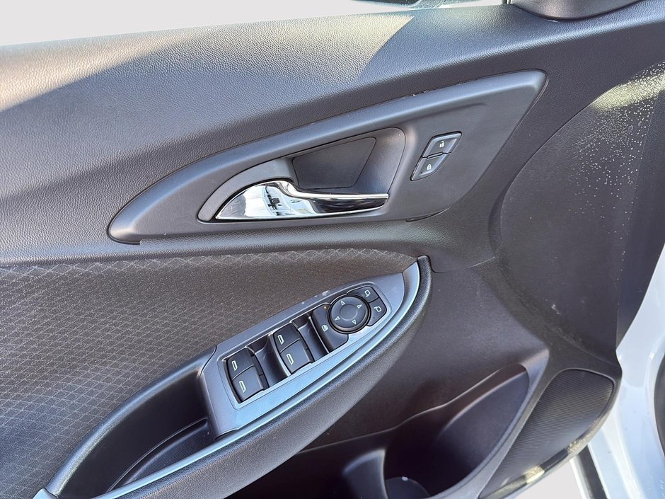 Chevrolet Malibu LS 2024-9