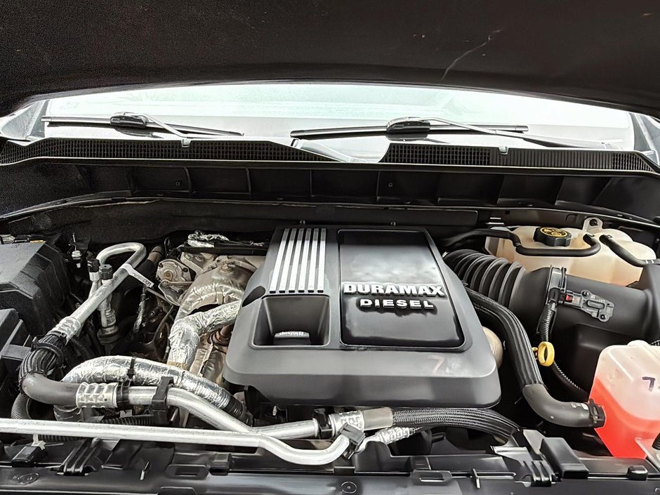 2022 Chevrolet Silverado 1500 RST-6
