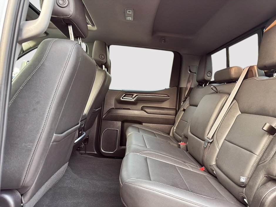 2023 Chevrolet Silverado 1500 LTZ-8