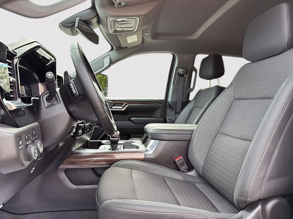 Chevrolet Silverado 1500 RST 2023-8