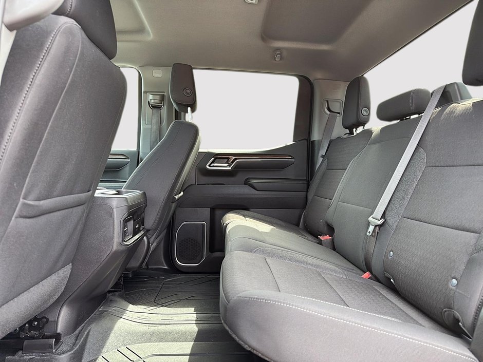 Chevrolet Silverado 1500 RST 2023-9