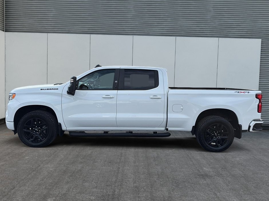 Chevrolet Silverado 1500 RST 2023-4