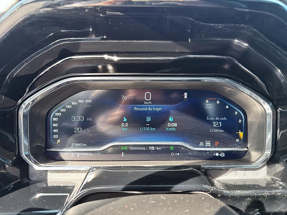 Chevrolet Silverado 1500 LTZ 2025-15