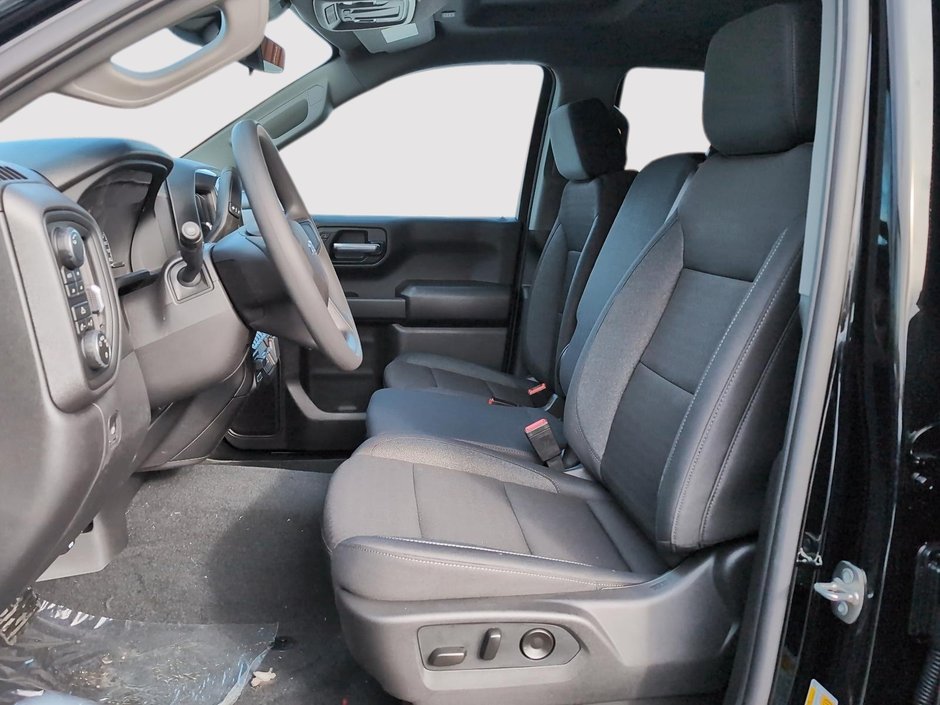 2026 Chevrolet Silverado 1500 Custom Trail Boss-8