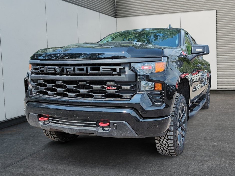 2026 Chevrolet Silverado 1500 Custom Trail Boss in Drummondville, Quebec - w940px