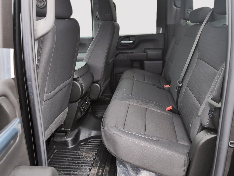 2025 Chevrolet Silverado 2500 HD CUSTOM-9