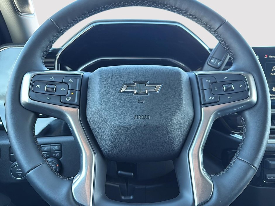 Chevrolet Silverado 2500 HD LT 2026-12