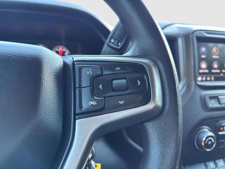 Chevrolet Silverado 2500HD Custom 2023-14