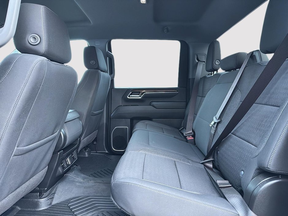 Chevrolet Silverado 2500HD LT 2024-8