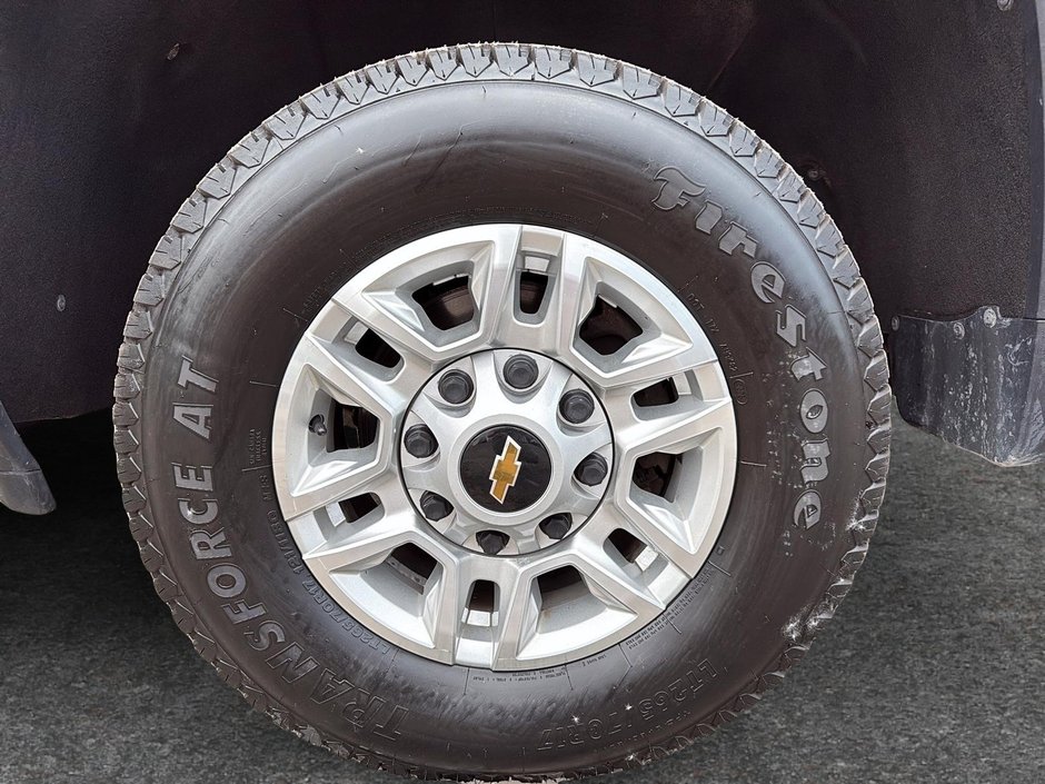 Chevrolet Silverado 2500HD LT 2025-5