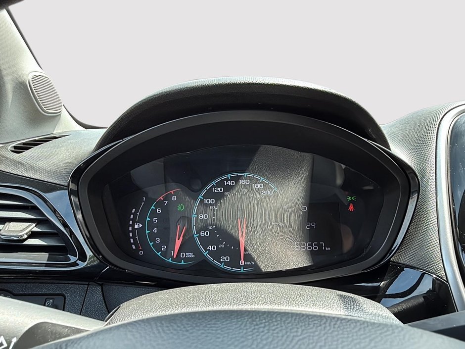 Chevrolet Spark LT 2018-16