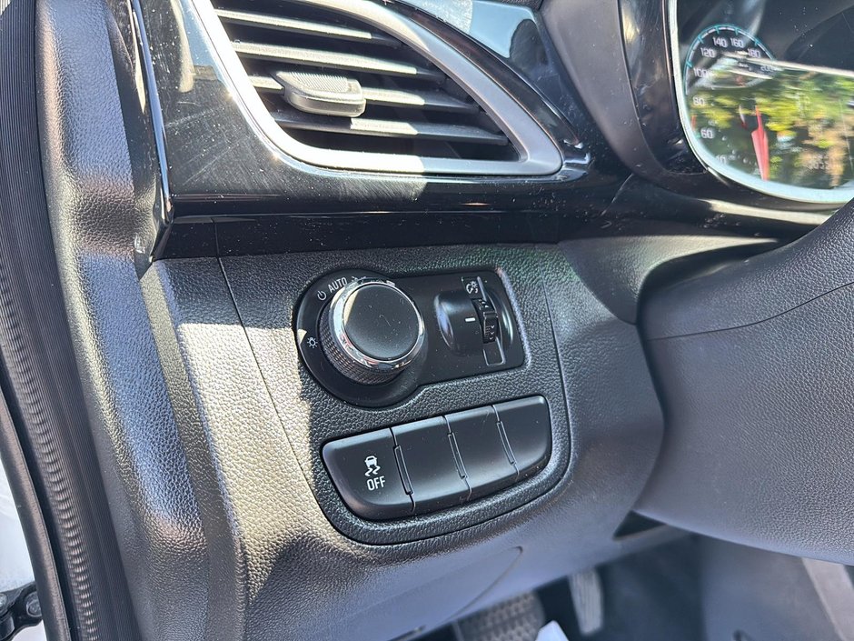 2022 Chevrolet Spark 1LT-12