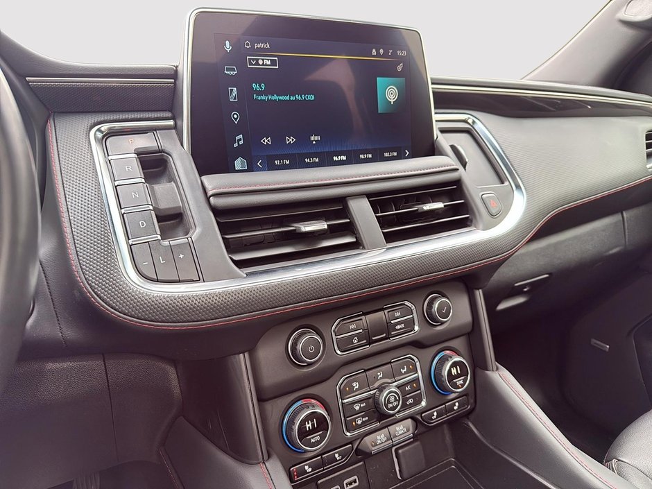 Chevrolet Suburban RST 2024-18