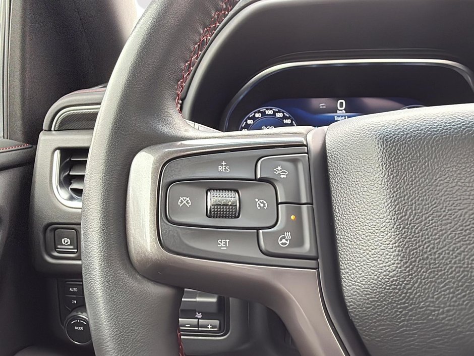 Chevrolet Suburban RST 2024-15