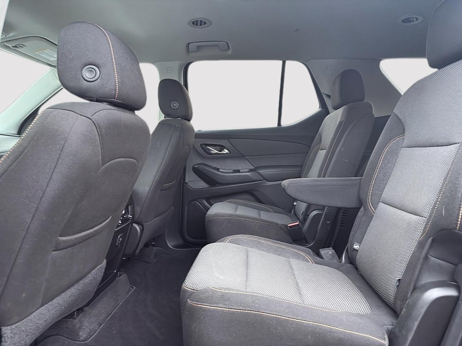 2019 Chevrolet Traverse LT Cloth-8