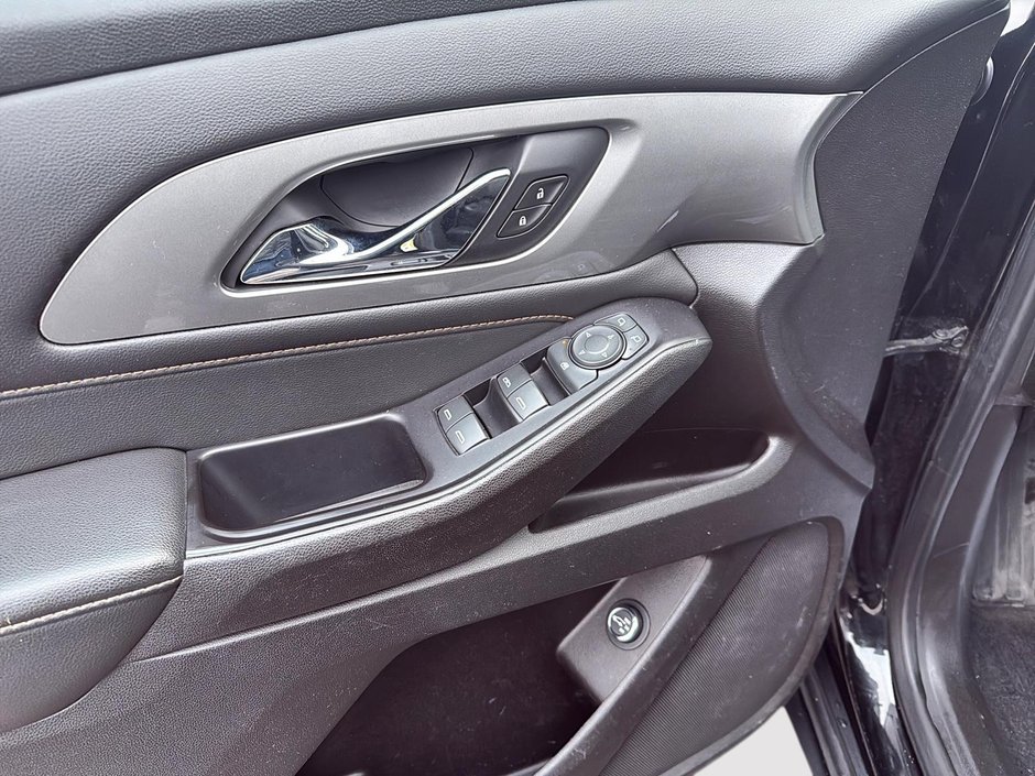 2019 Chevrolet Traverse LT Cloth-11