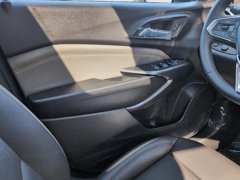 Chevrolet Trax ACTIV 2026-12