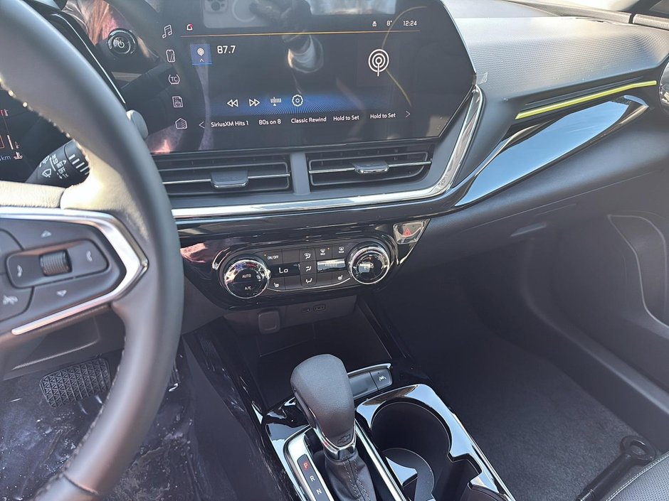 Chevrolet Trax ACTIV 2026-12