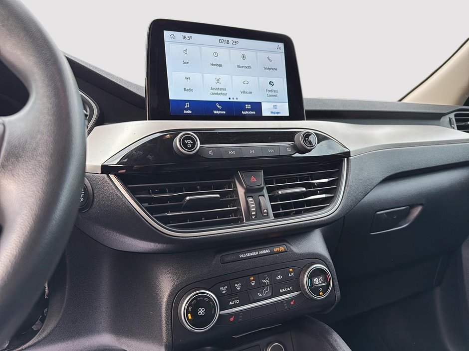 2020 Ford Escape SE-17