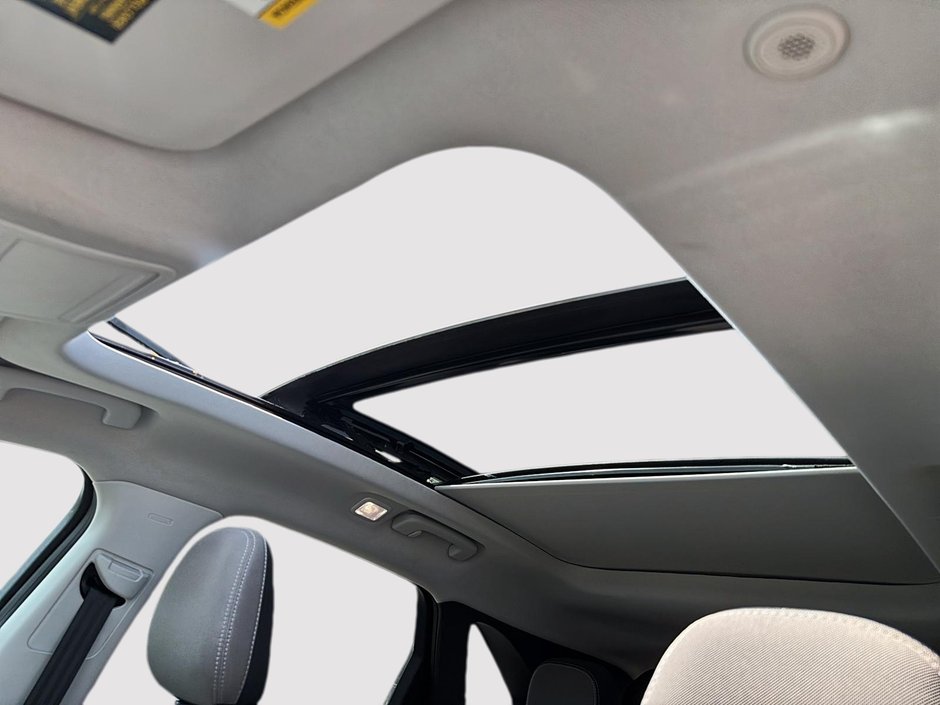 2022 Ford Escape SE-19