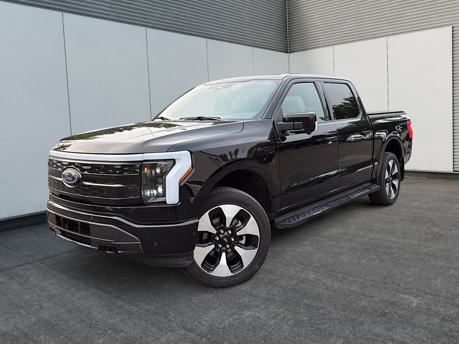 2023 Ford F-150 Lightning PLATINUM in Drummondville, Quebec - w940px