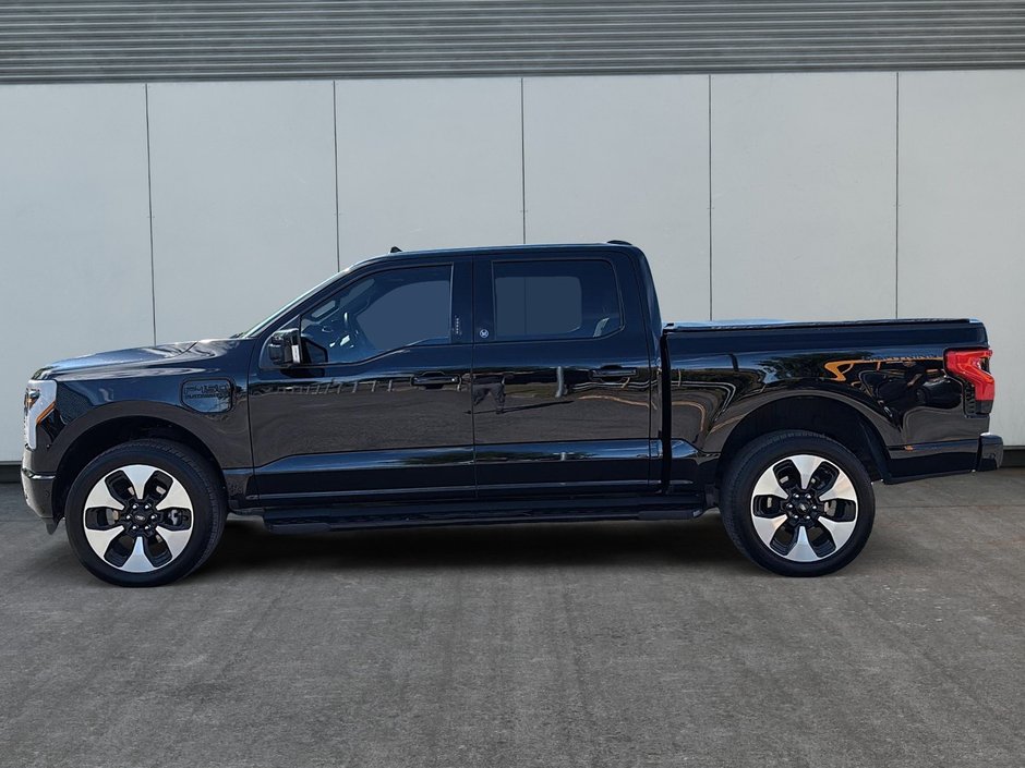 Ford F-150 Lightning PLATINUM 2023-4