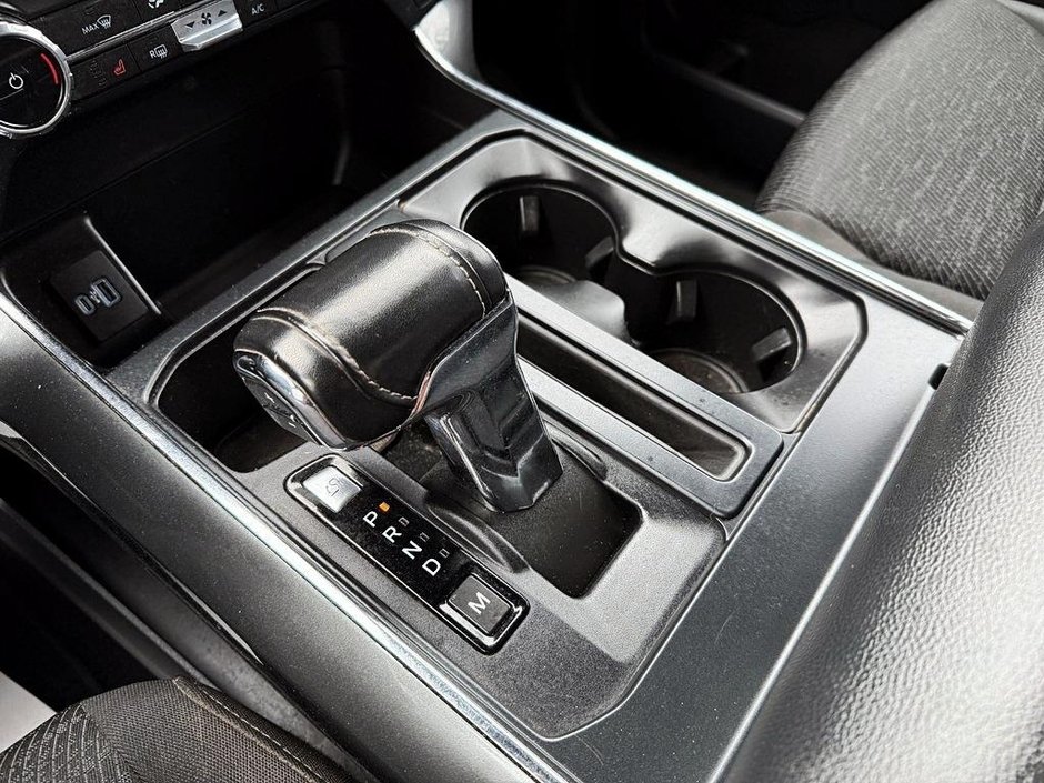 Ford F-150 XLT SPORT 2022-16