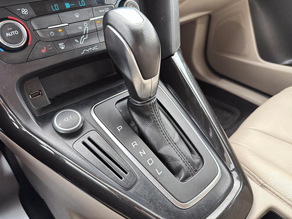 2016 Ford Focus electric BASE-18