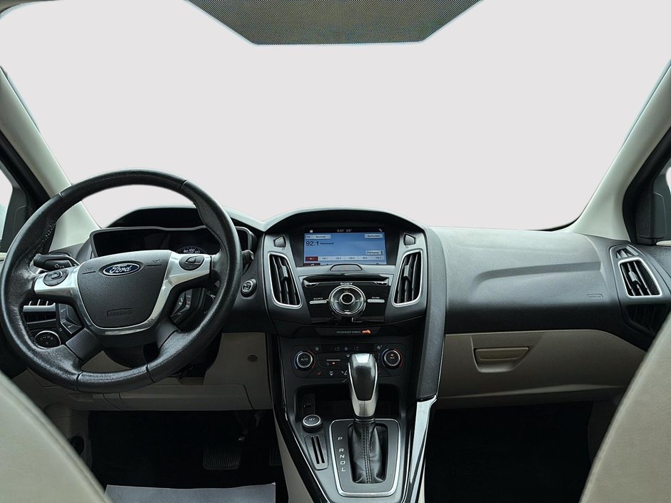 2016 Ford Focus electric BASE-10