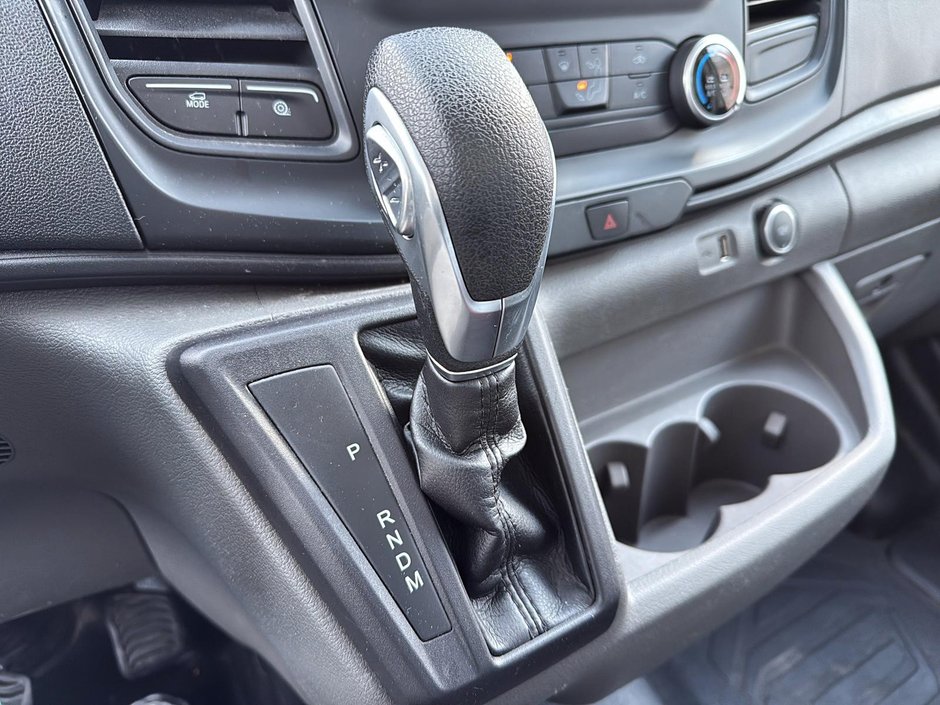 Ford TRANSIT CUTAWAY CUBE 14P 2023-17