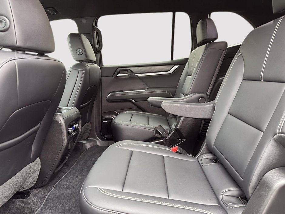 2025 GMC Acadia Elevation-9