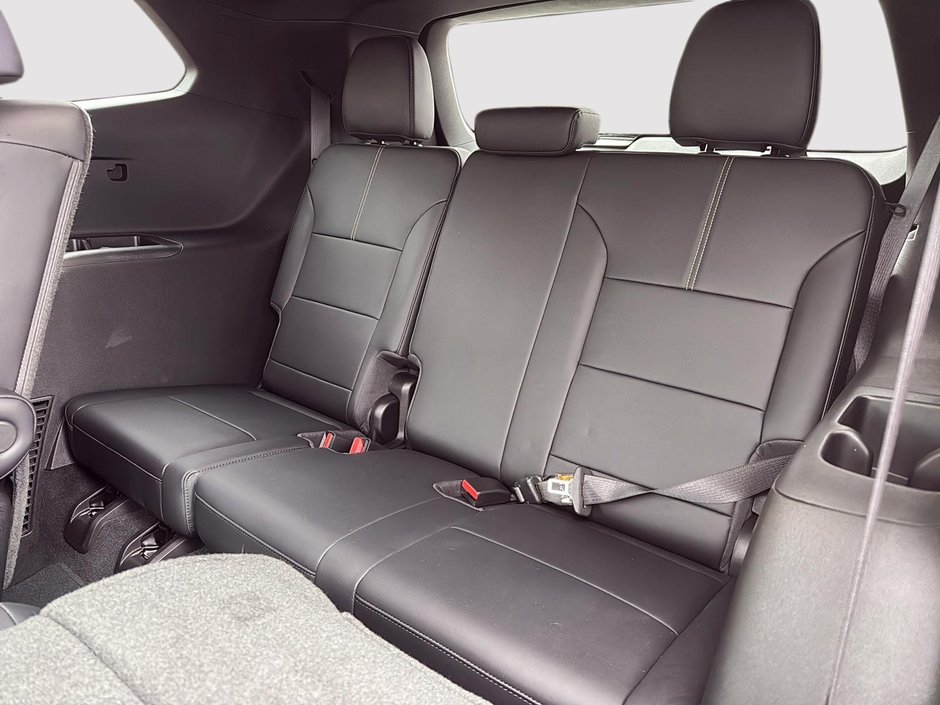 2025 GMC Acadia Elevation-10