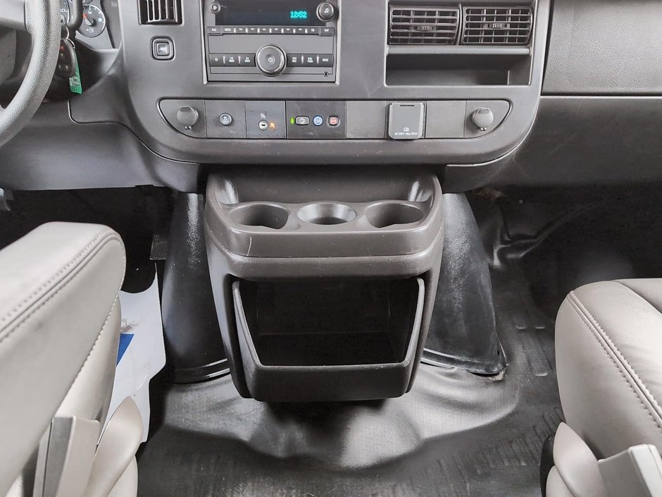 2024 GMC Savana Cargo Van-10