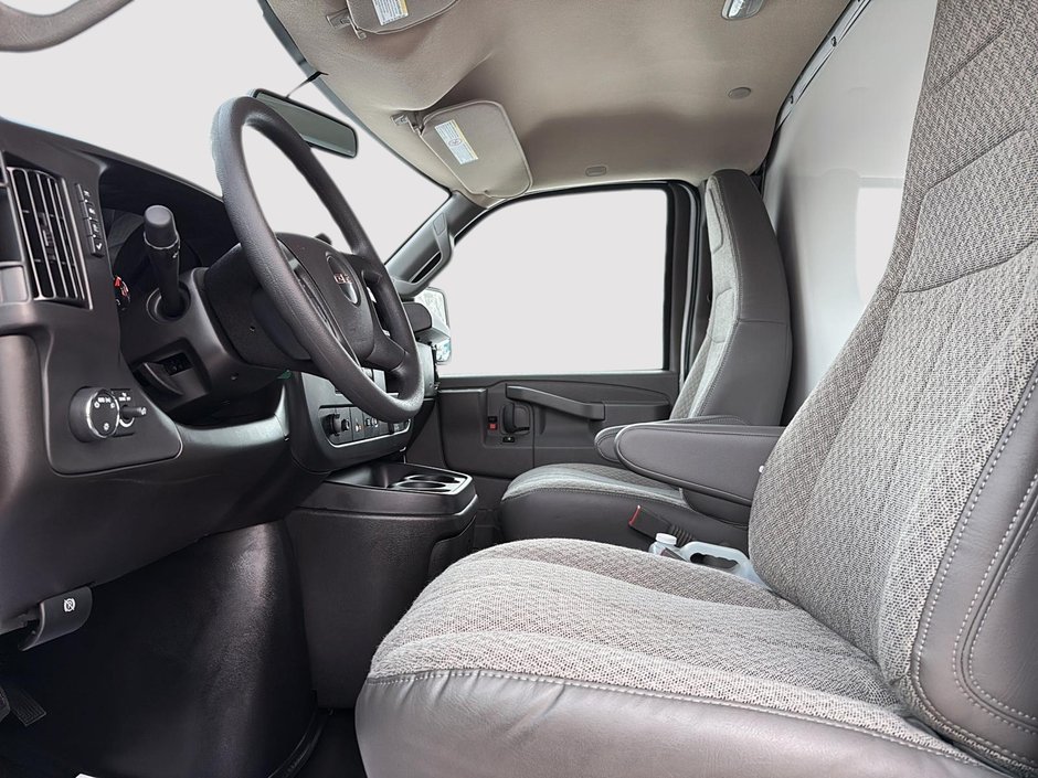 2025 GMC Savana Commercial Cutaway-8