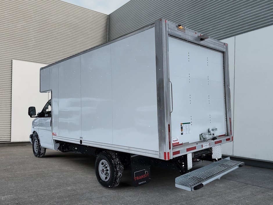 2025 GMC Savana Commercial Cutaway-3